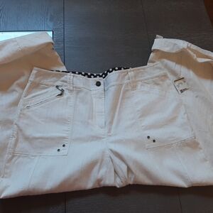 Jones New York White Pants with Black Polka Dot Lining